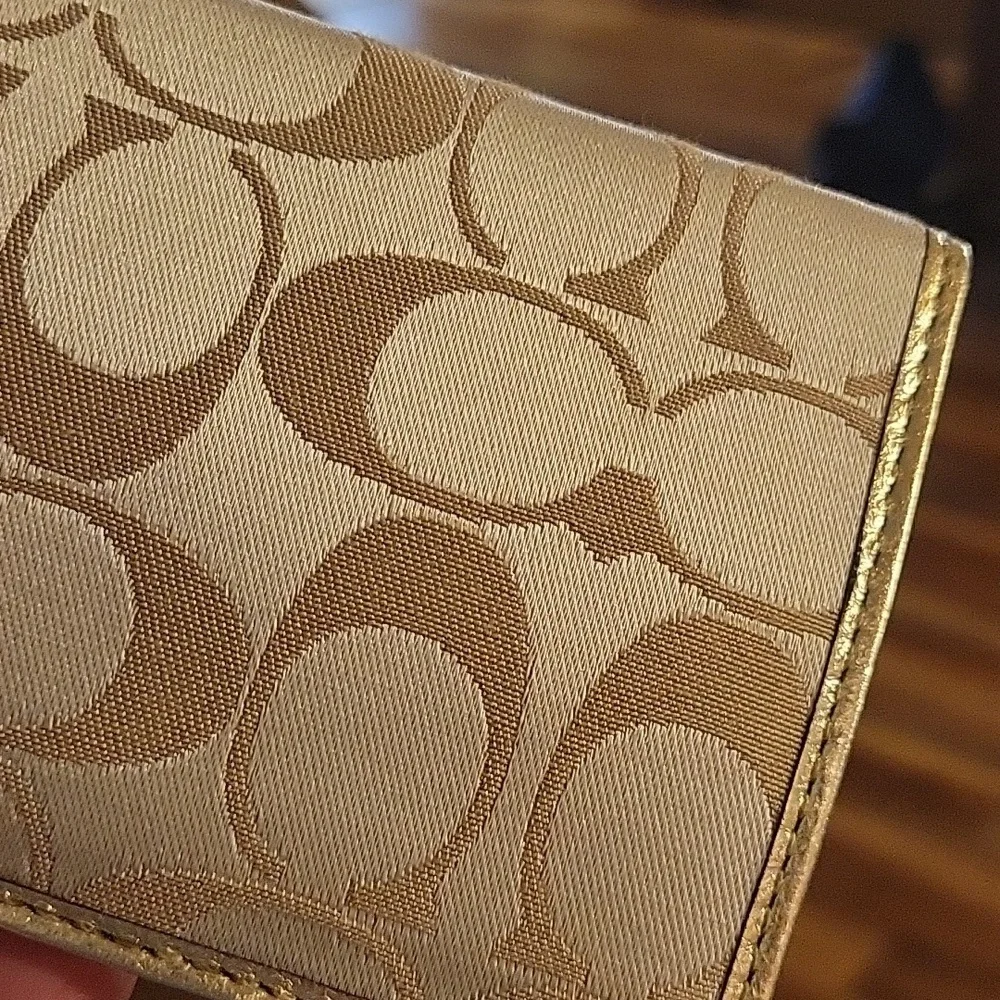 Coach Checkbook Wallet - Picture 9 of 10